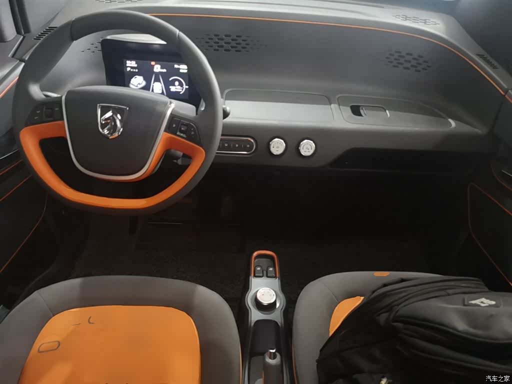 Wuling E100, 2018 10