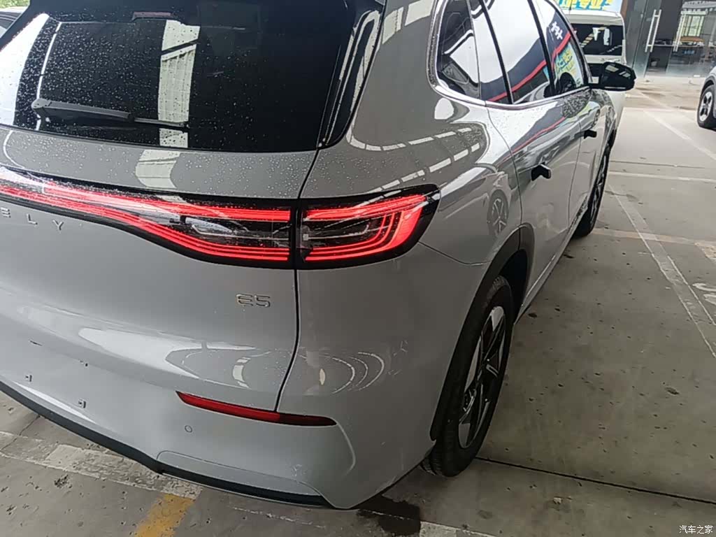 Geely Galaxy E5, 2024 8