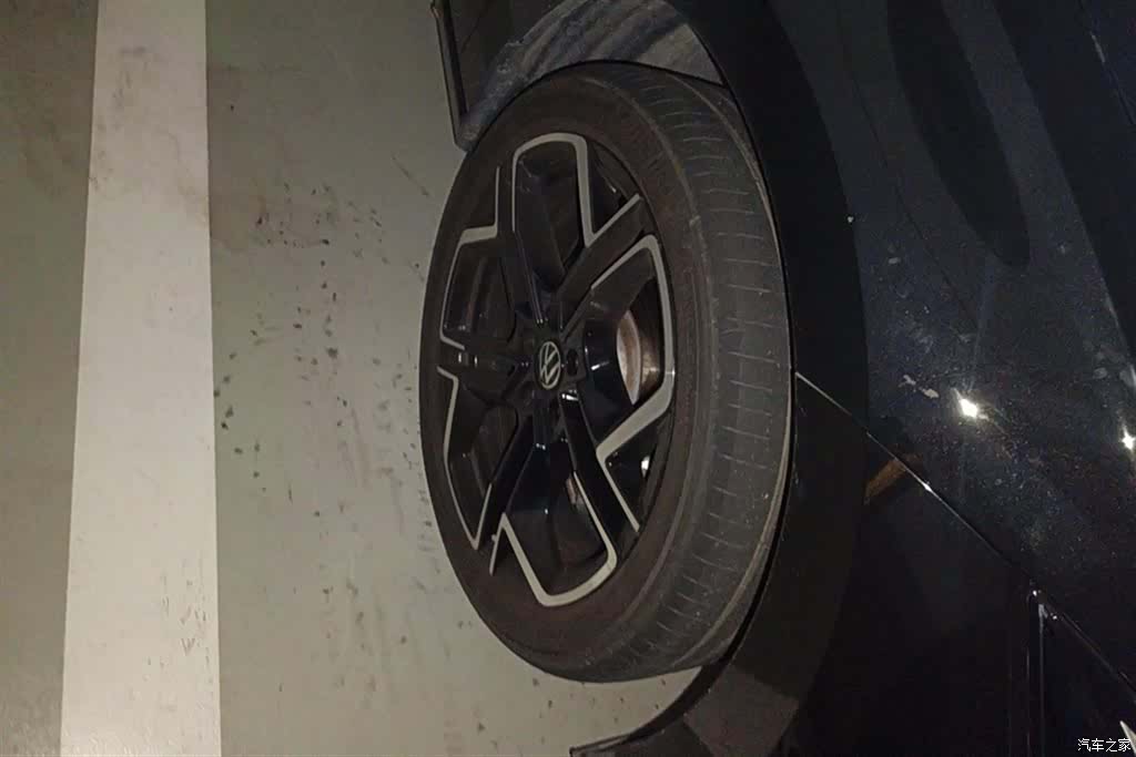 Volkswagen Passat, 2025 6