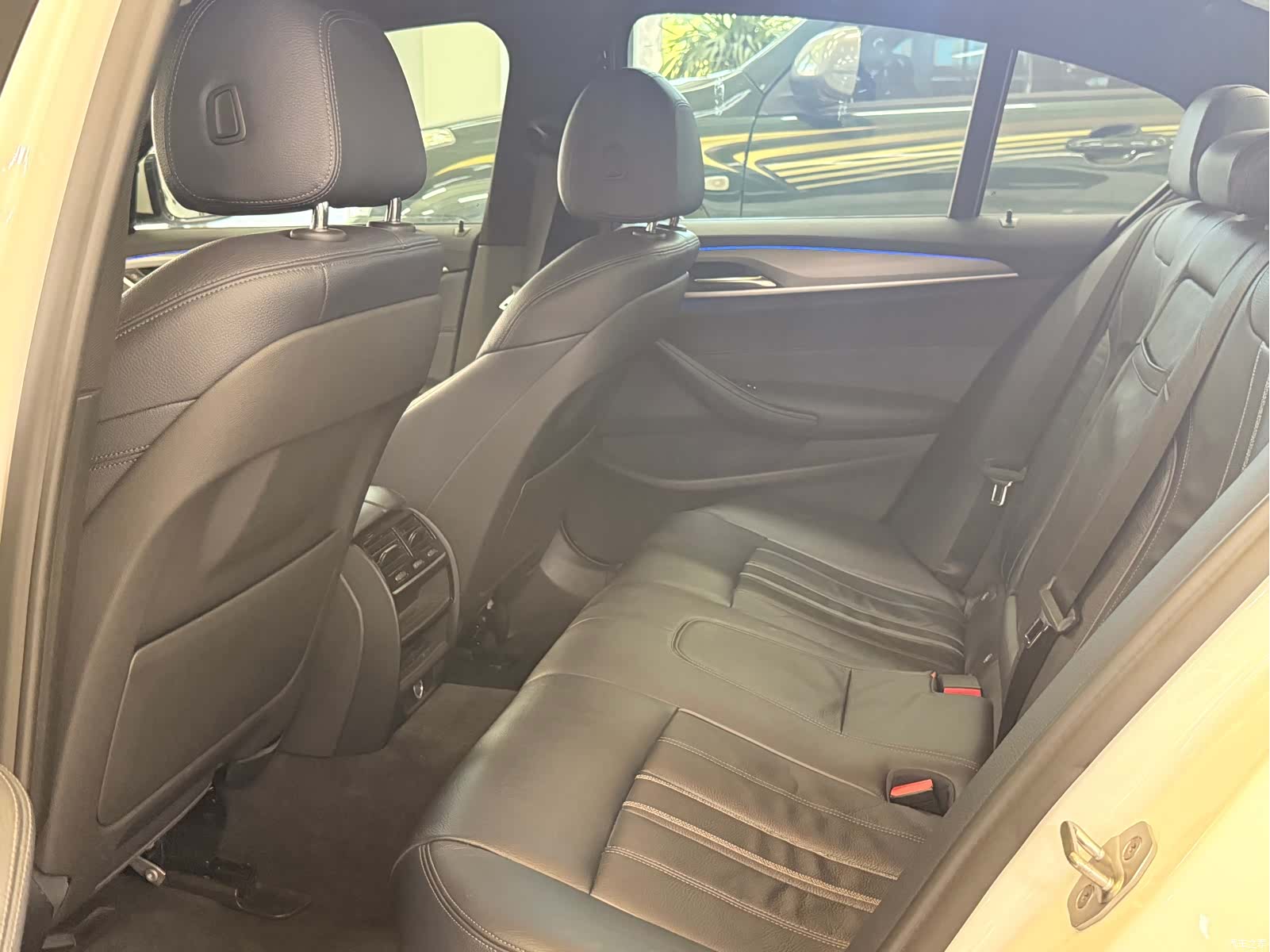 BMW 5 Series, 2017 все фото