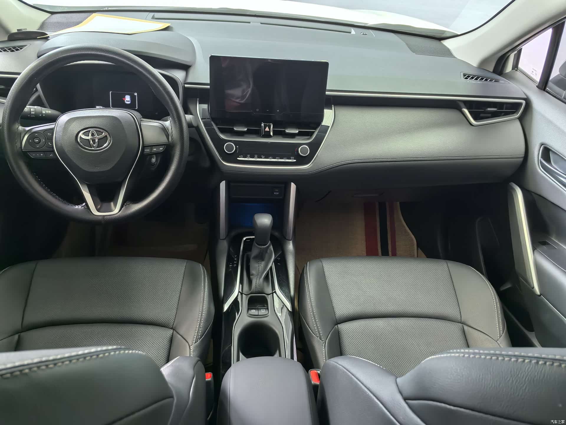Toyota Frontlander, 2025 8