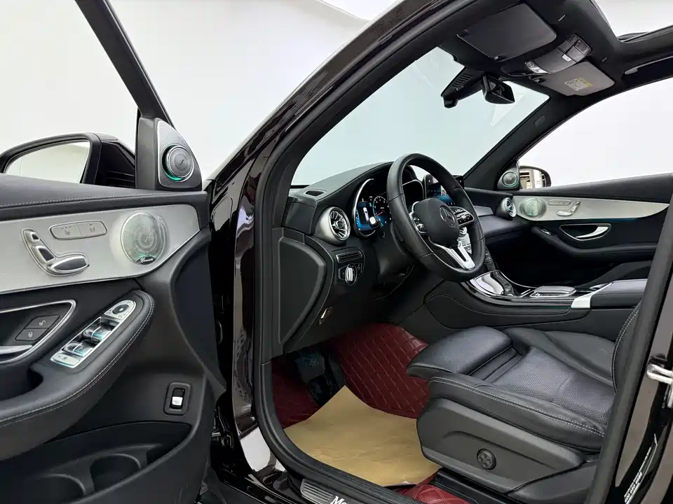 Mercedes-Benz GLC Mercedes-Benz GLC