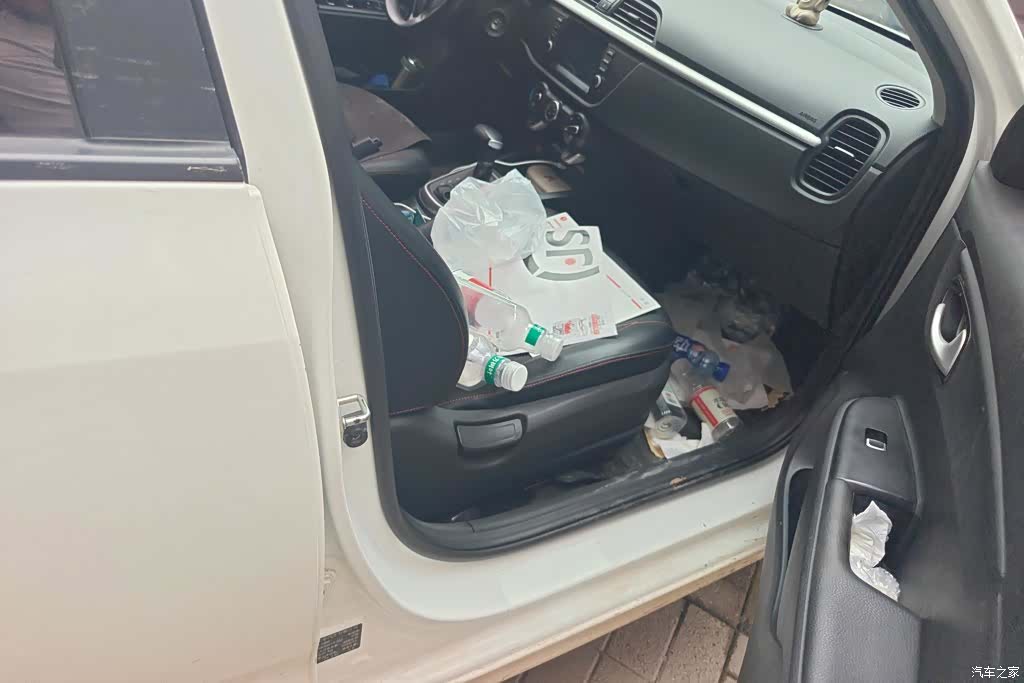 Kia K2, 2017 8