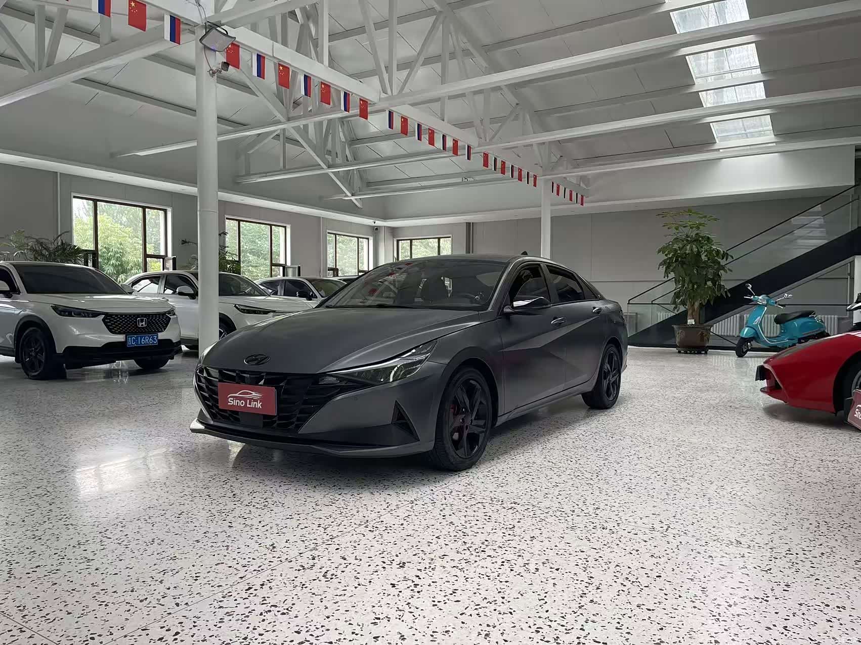 Hyundai Elantra