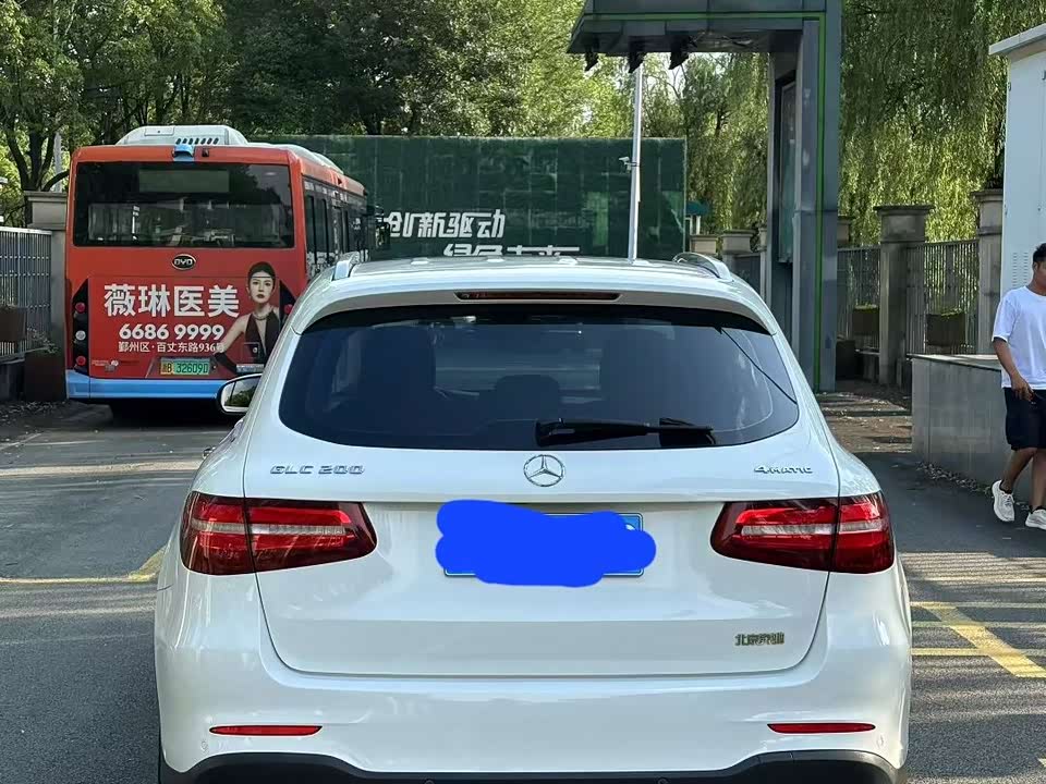 Mercedes-Benz GLC Mercedes-Benz GLC
