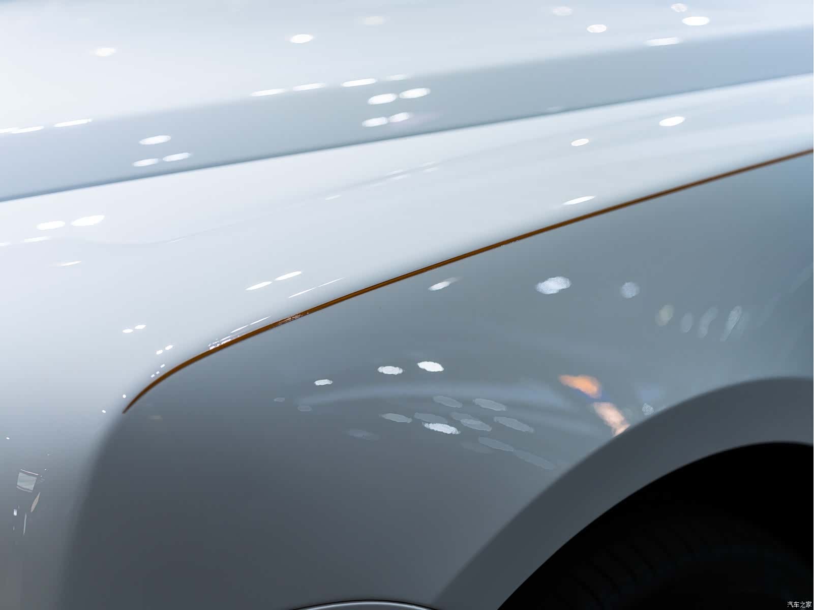 Rolls-Royce Cullinan, 2020 7