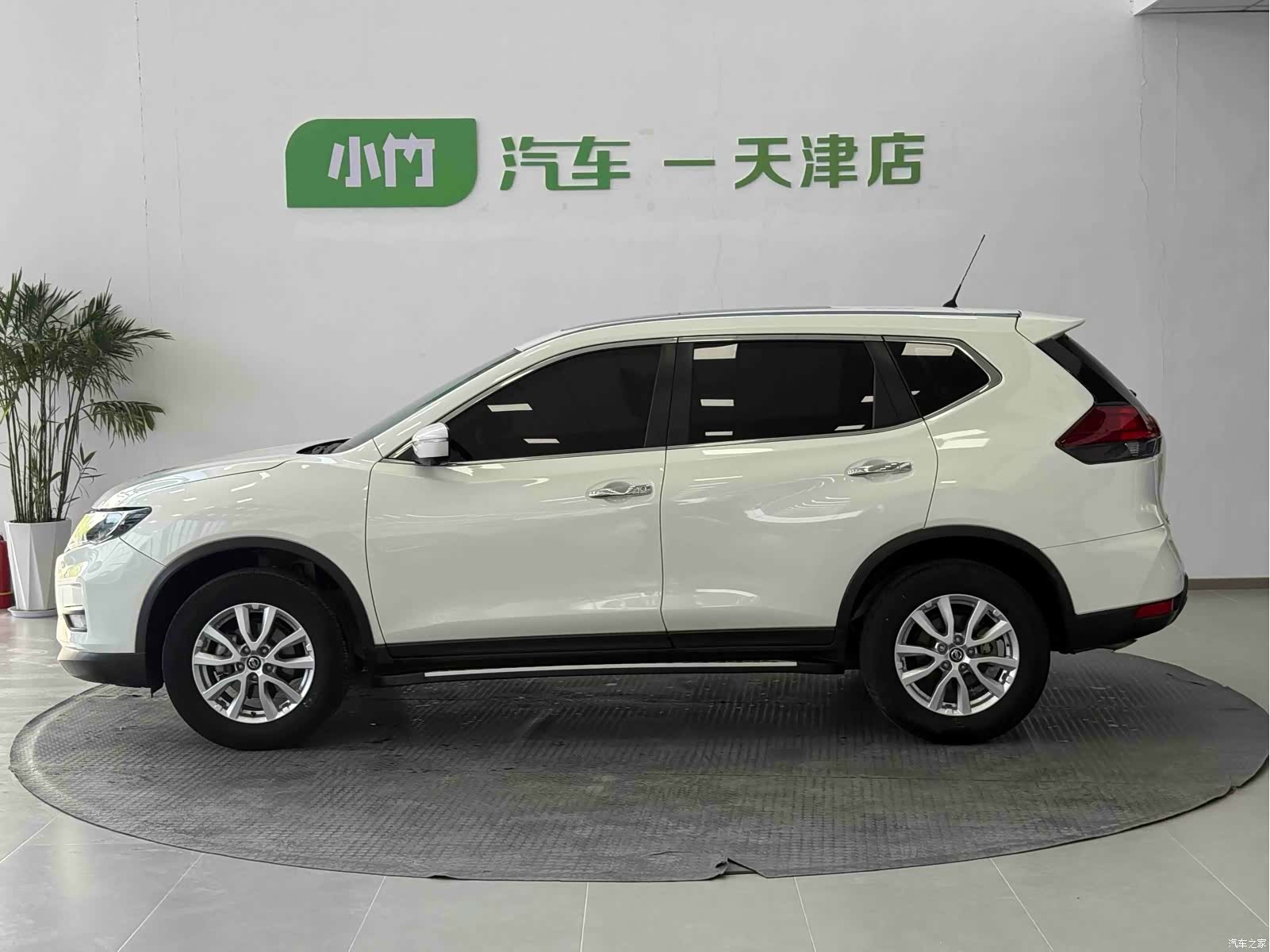 Nissan X-Trail, 2022 4