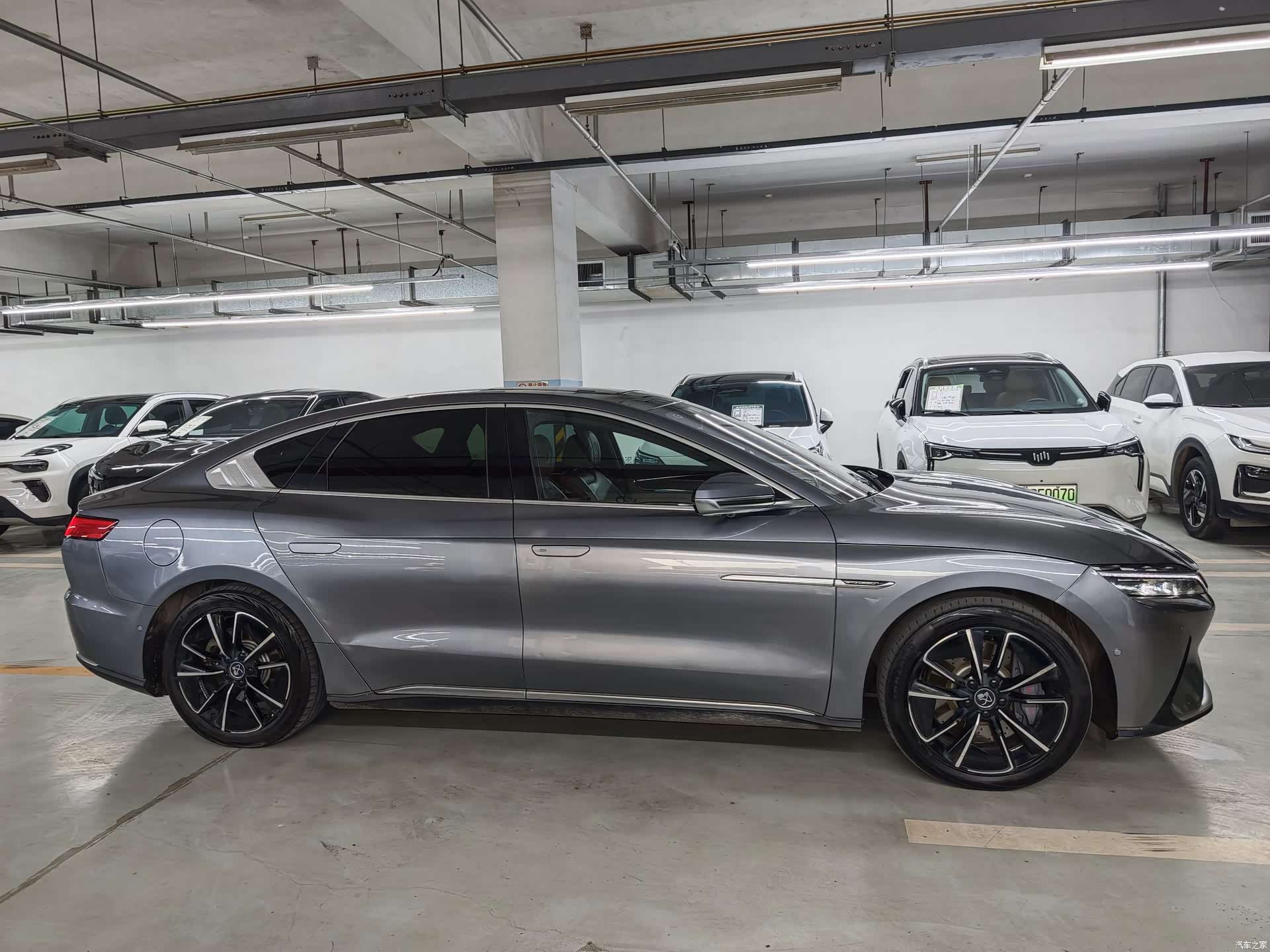 BYD Han, 2020 4