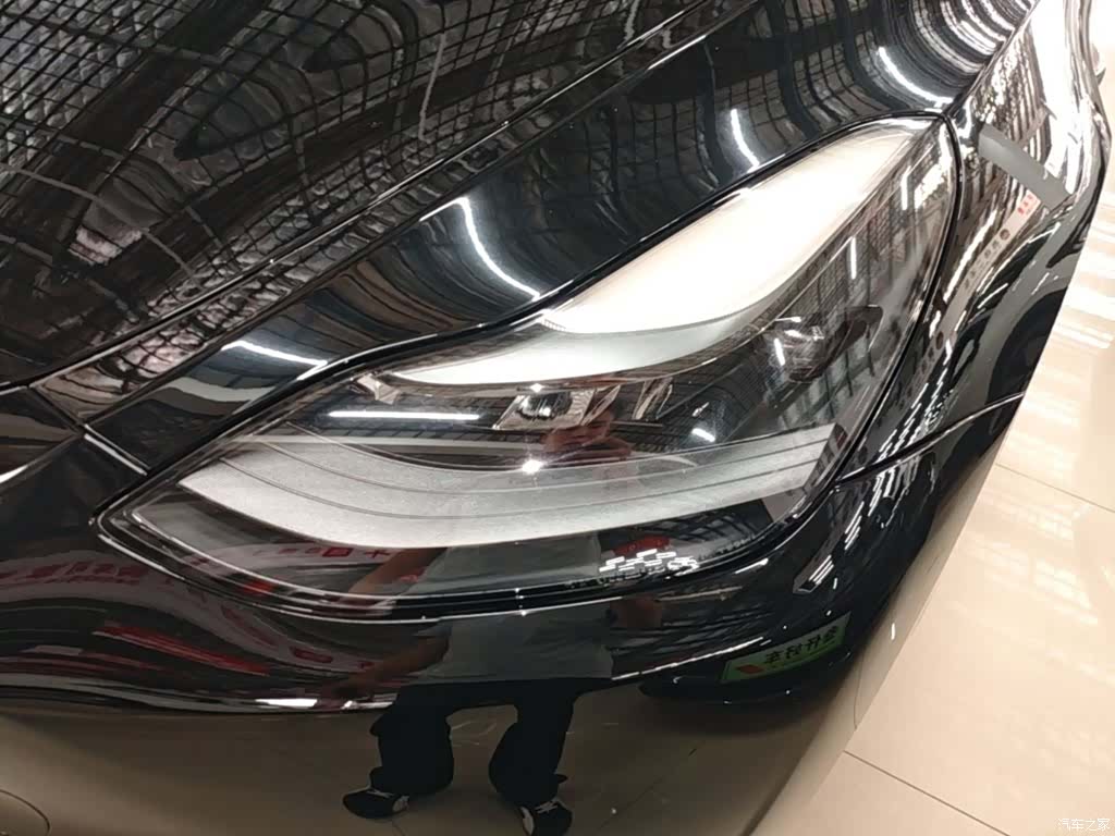 Tesla Model Y, 2021 24