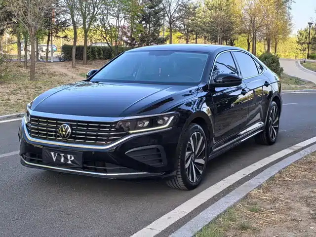 Volkswagen Passat 2024 — купить из Китая под заказ