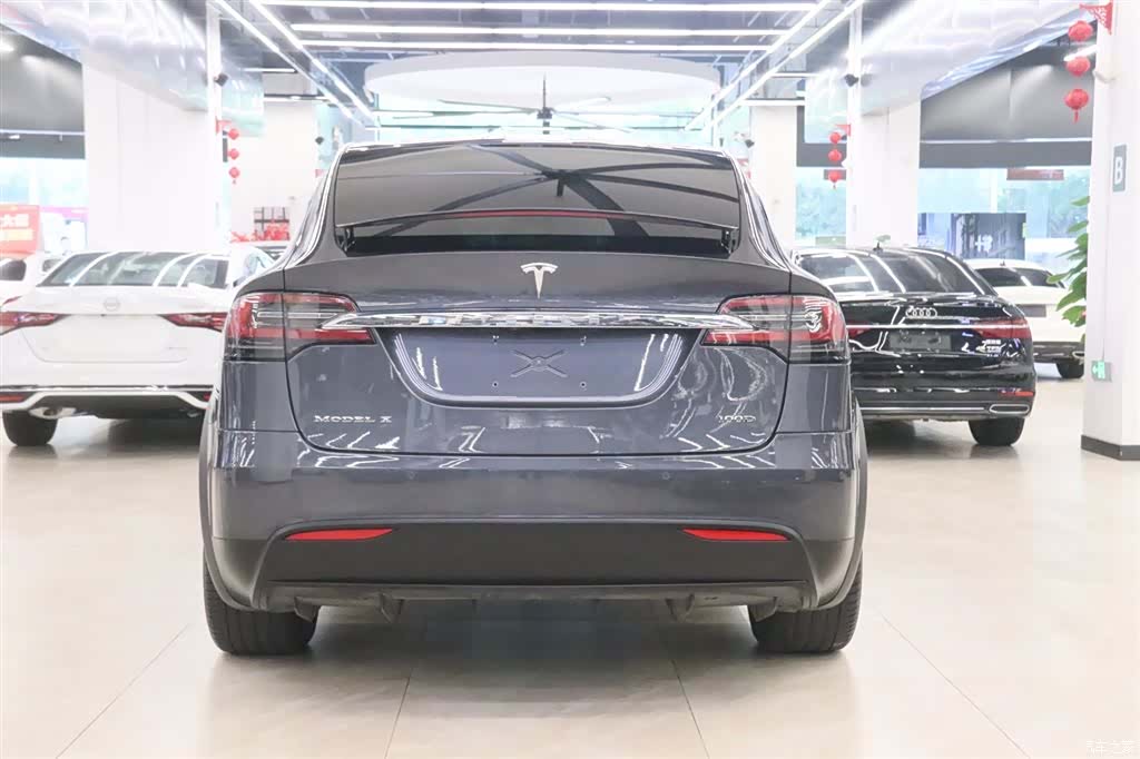 Tesla Model X, 2018 3
