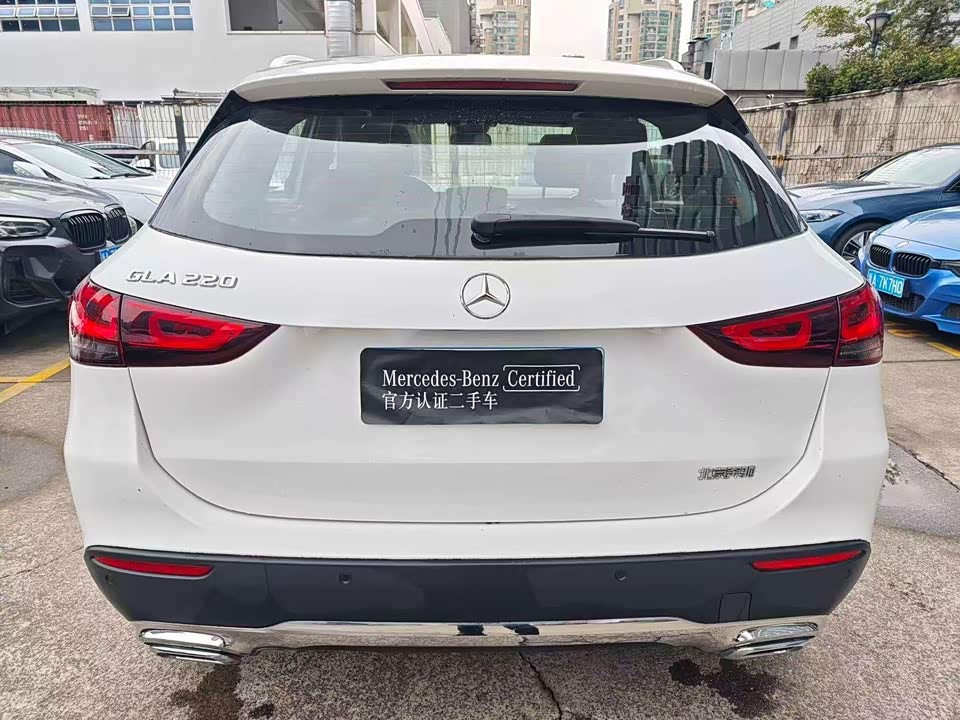 Mercedes-Benz GLA