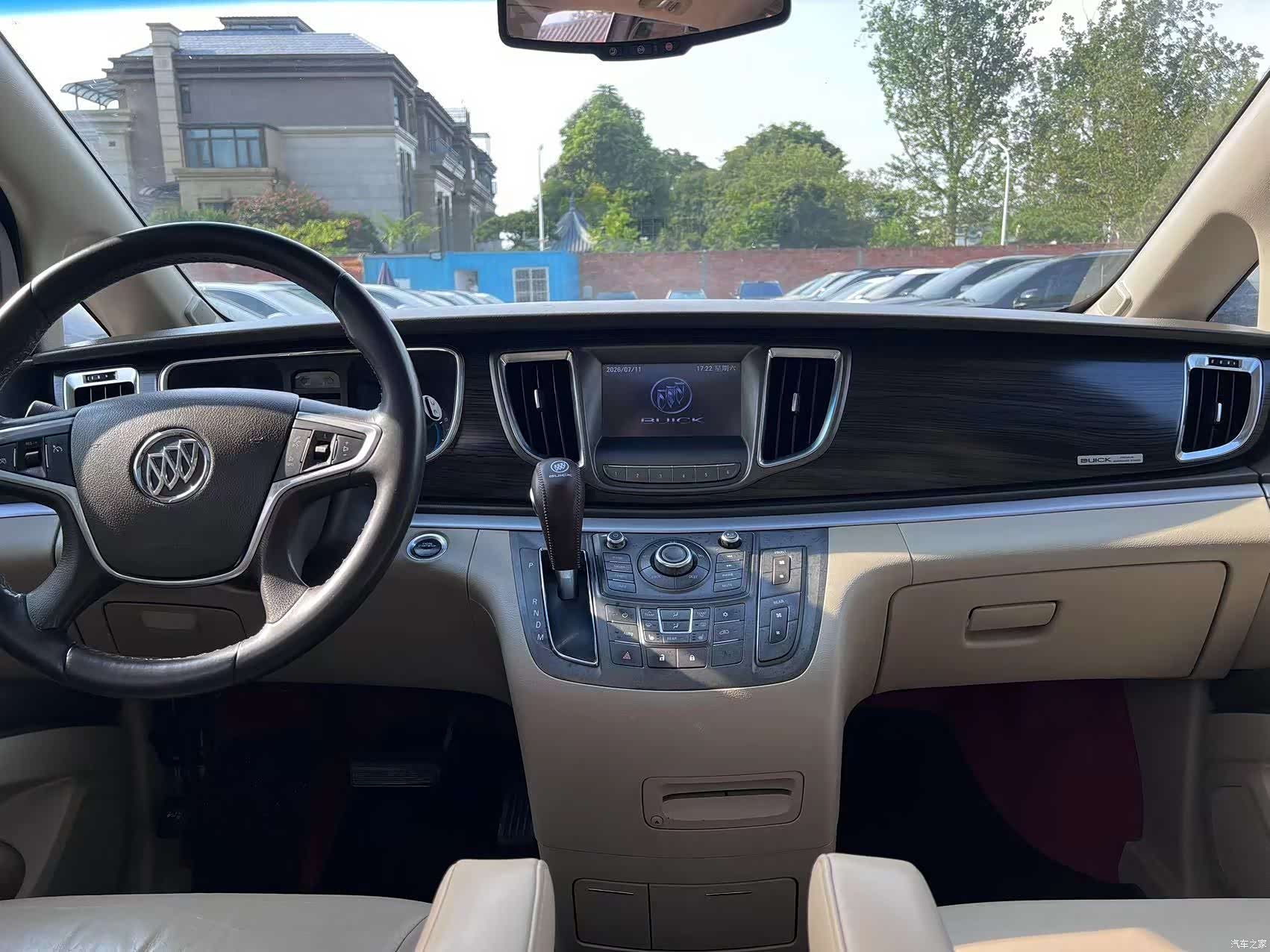 Buick GL8, 2014 11