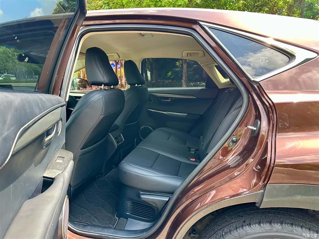 Lexus NX, 2017 8