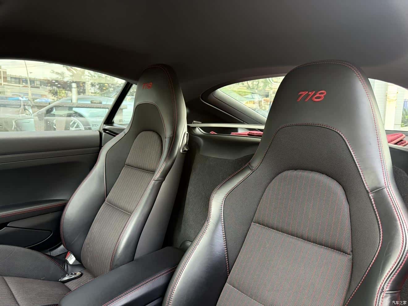 Porsche Cayman, 2021 9