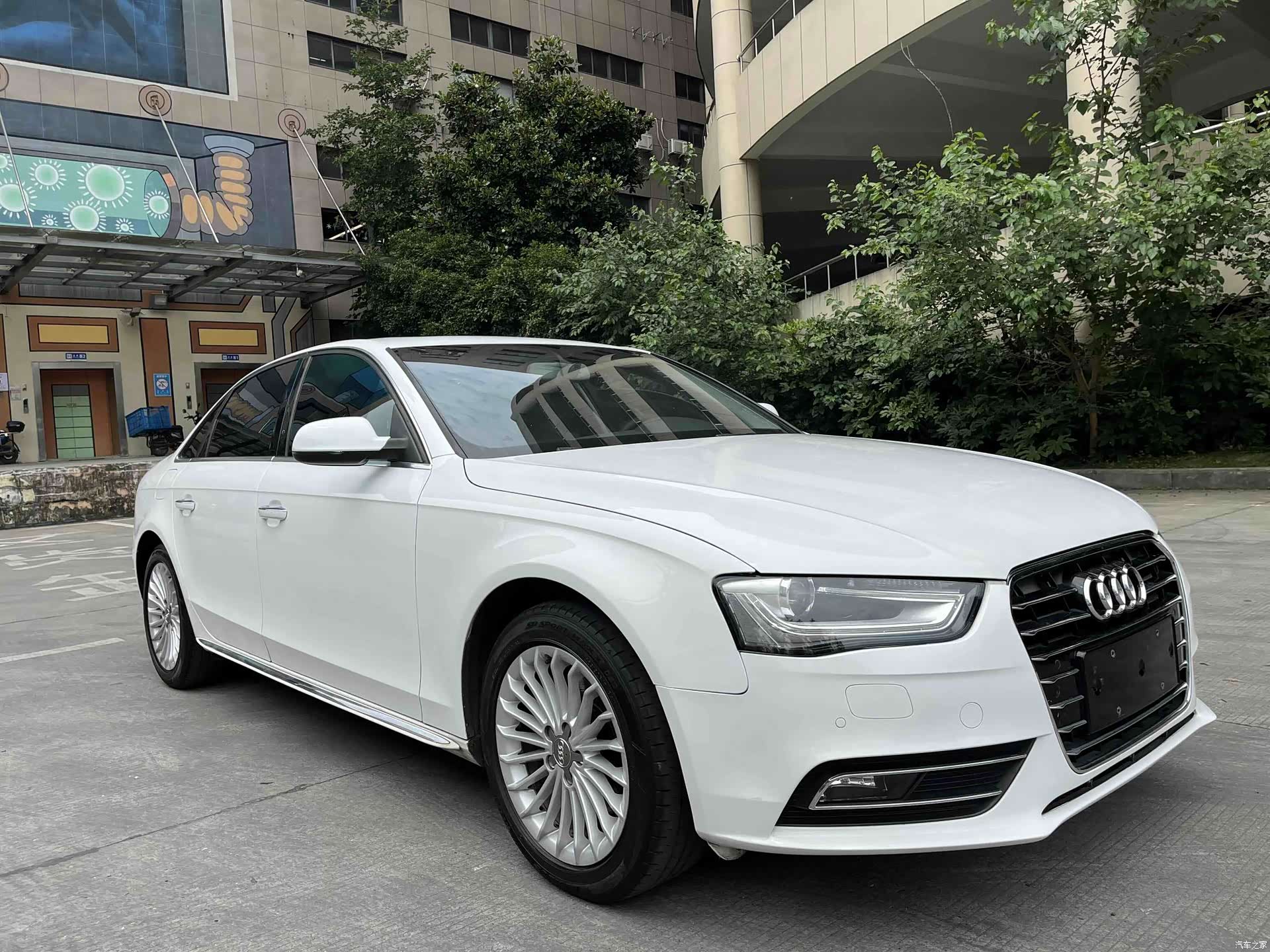 Audi A4L, 2016 3