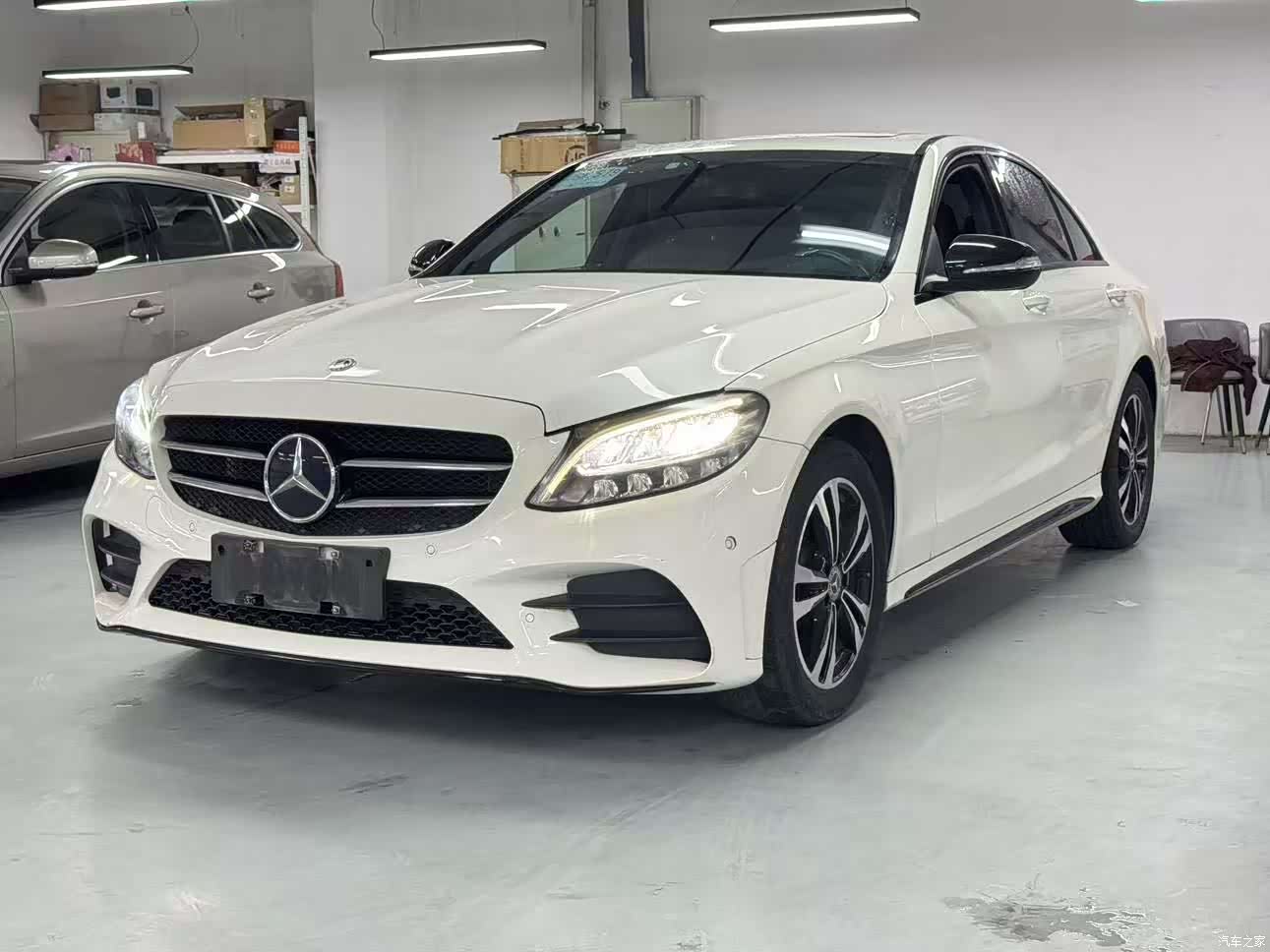 Mercedes-Benz C-Class, 2019 1