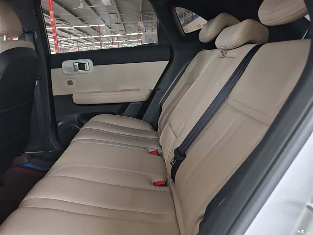 Wuling Starlight, 2024 17