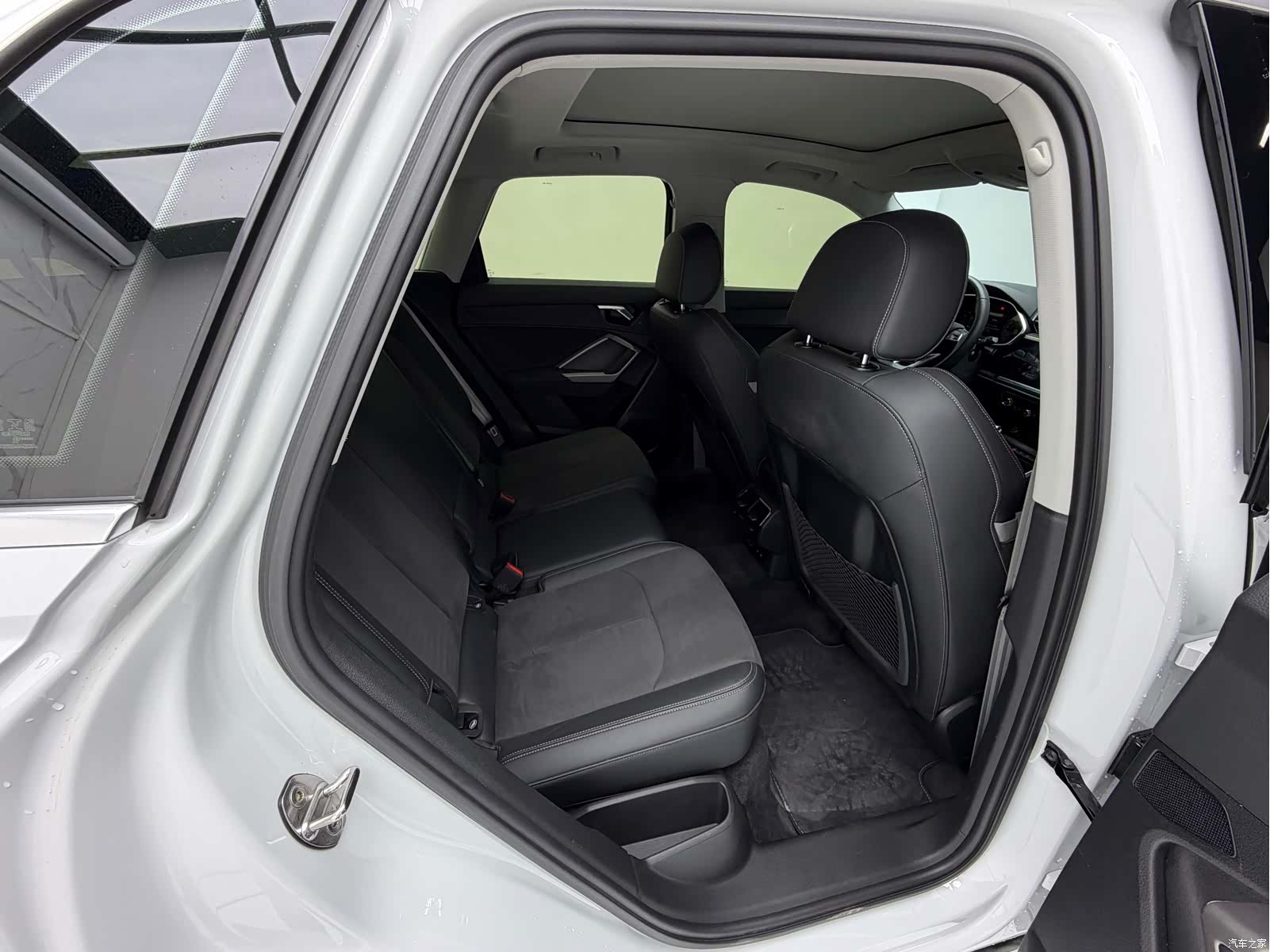 Audi Q3, 2022 16