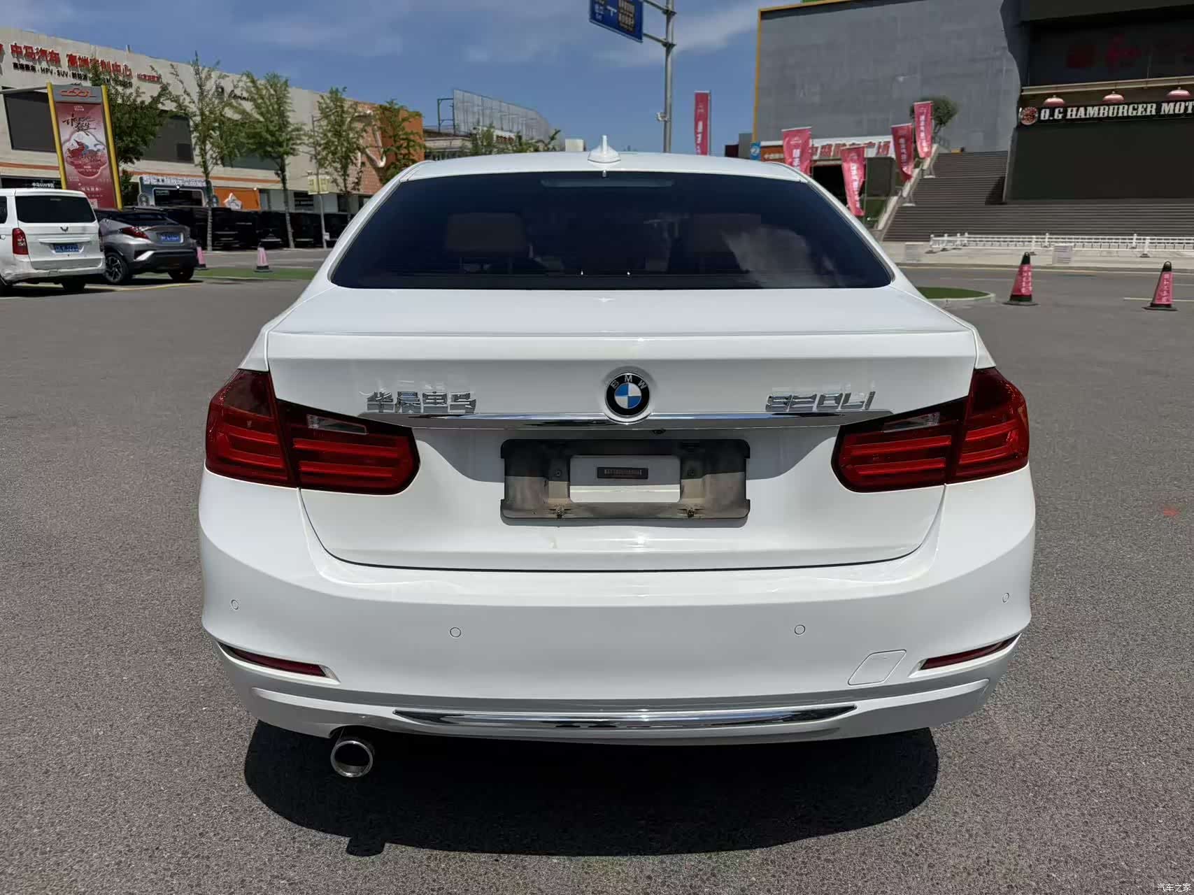 BMW 3 Series, 2015 12