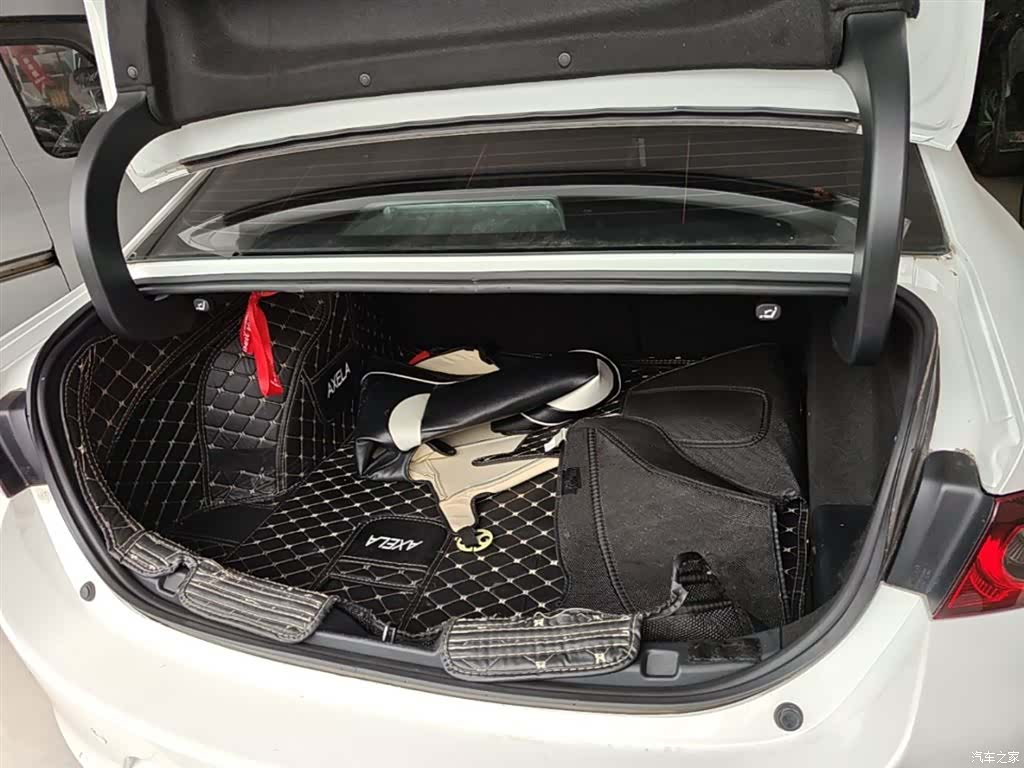 Mazda Mazda3, 2021 19