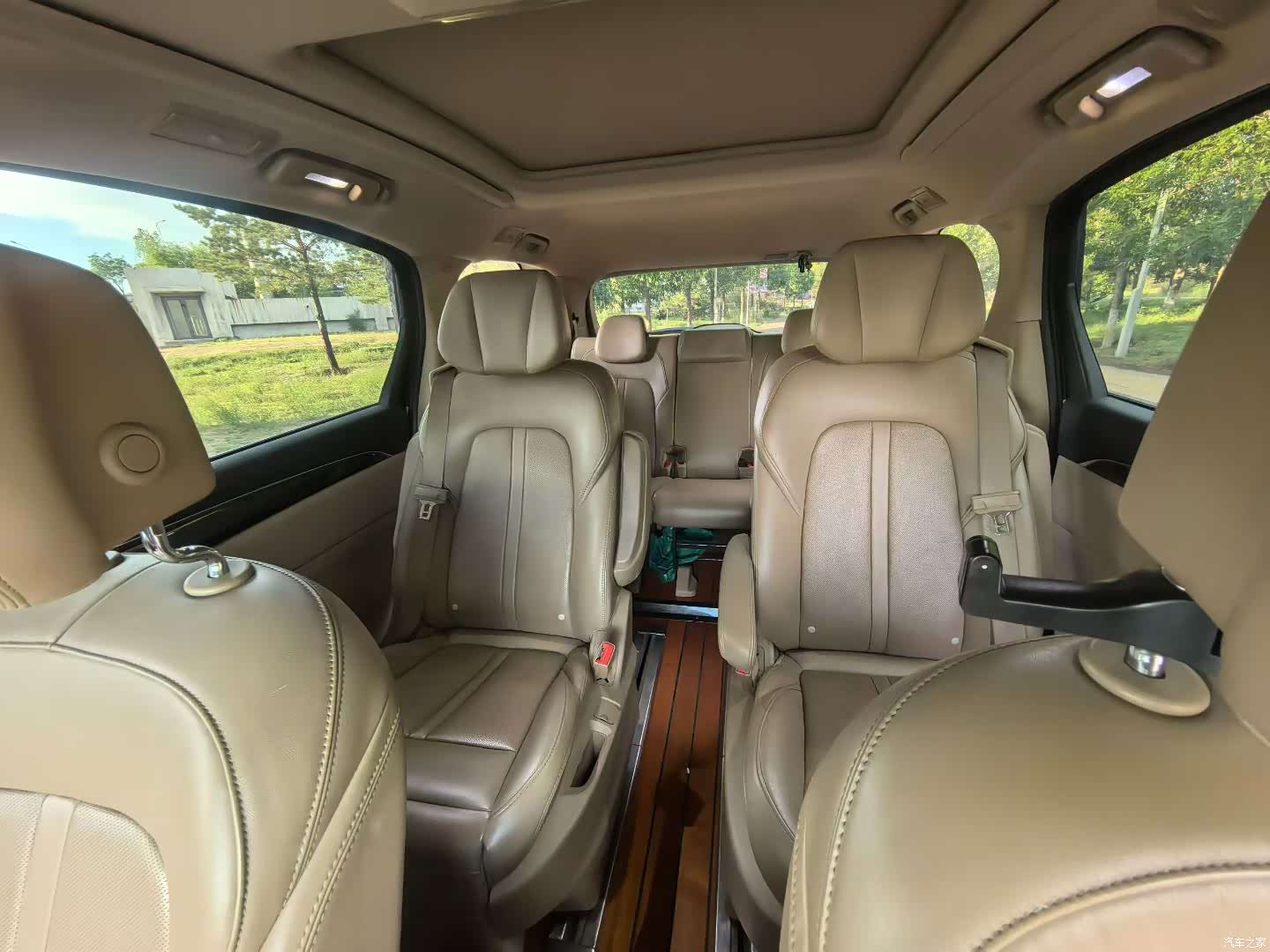 Buick GL8, 2018 8