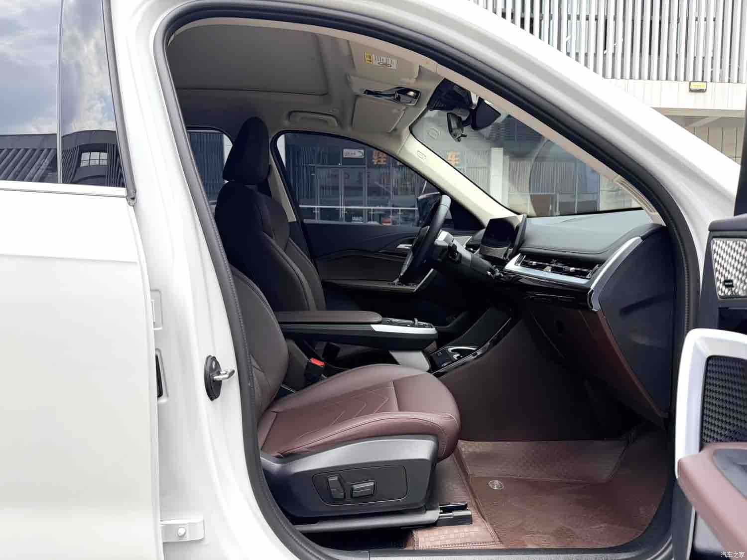 BMW X1, 2024 12