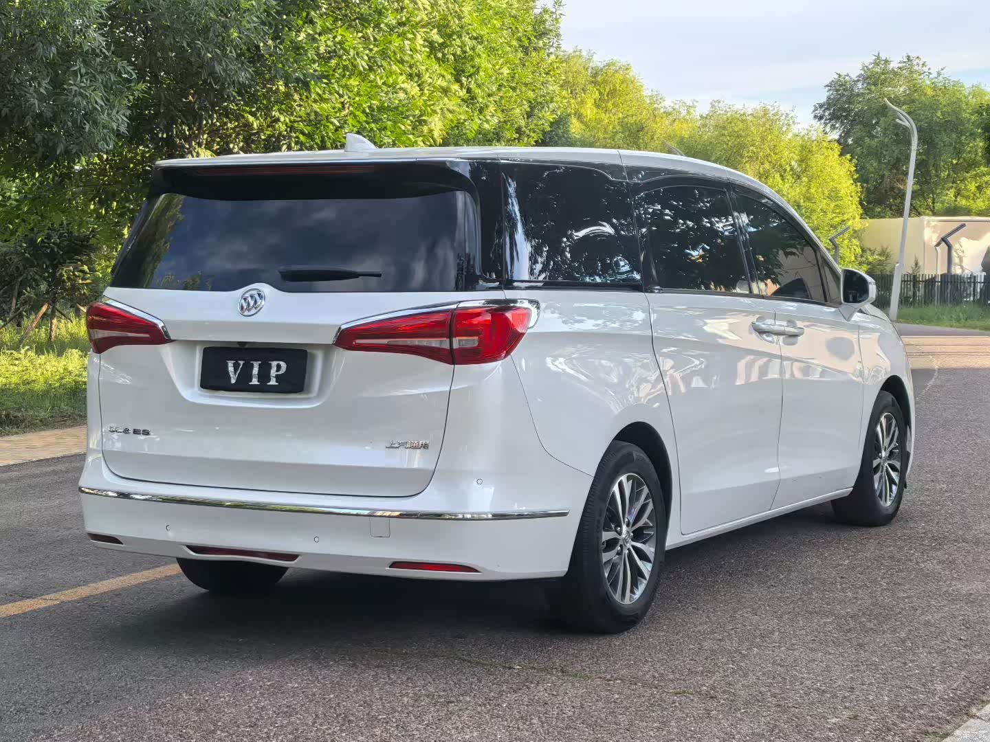 Buick GL8, 2018 4