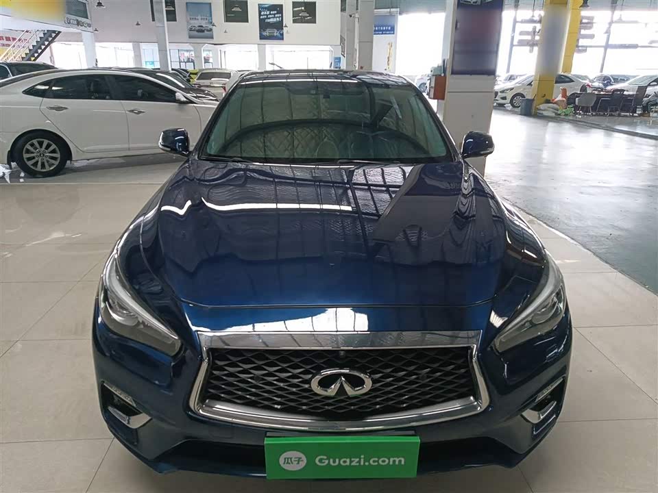 Infiniti Q50L