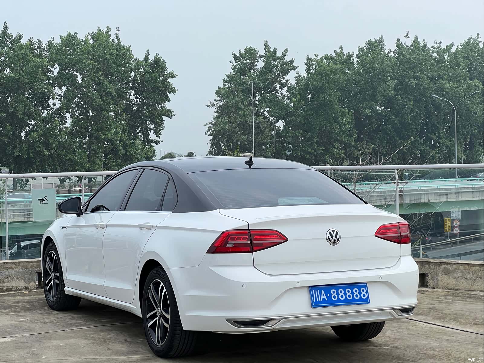 Volkswagen Lamando, 2020 15