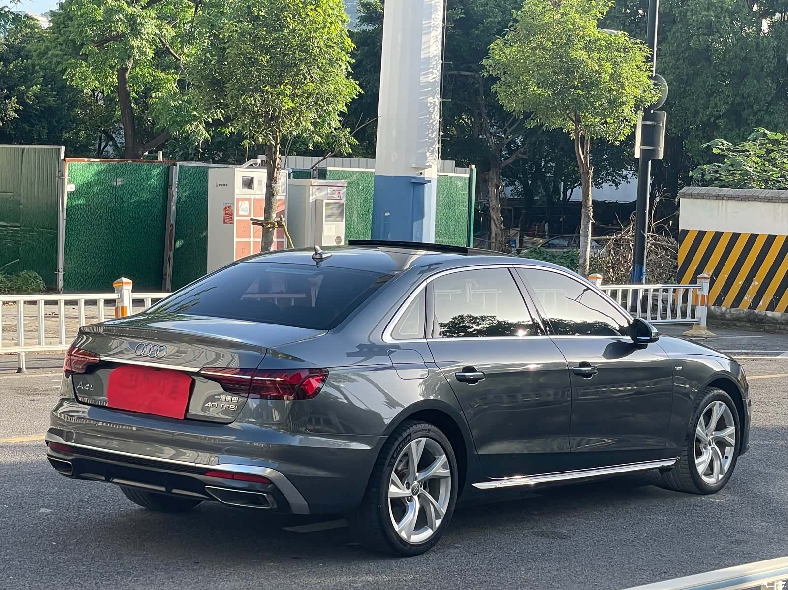 Audi A4L, 2022 3