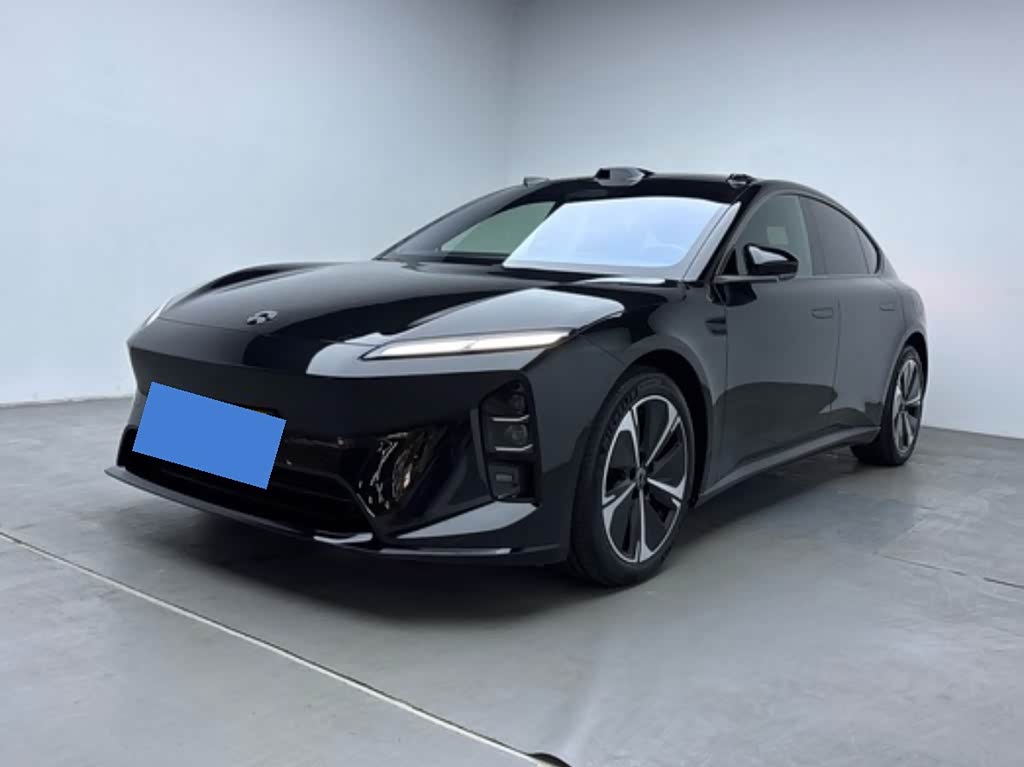 NIO ET5