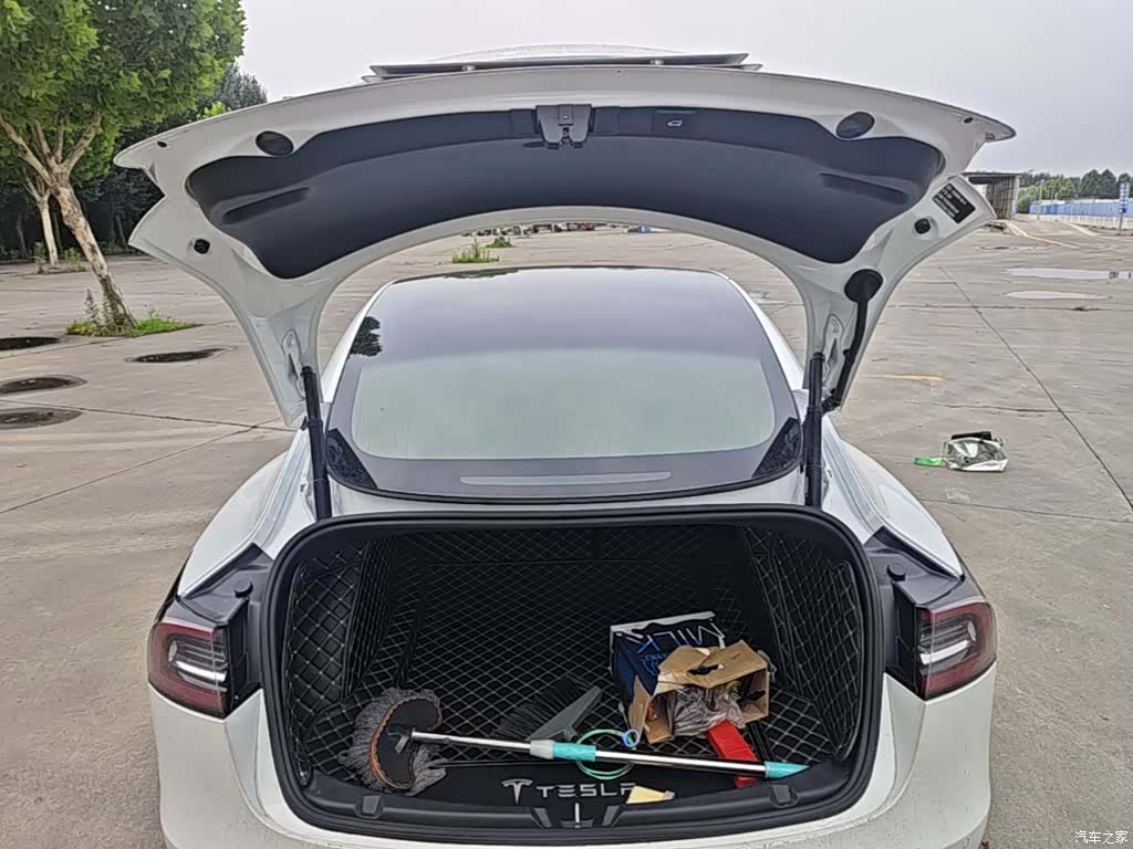 Tesla Model 3, 2021 19