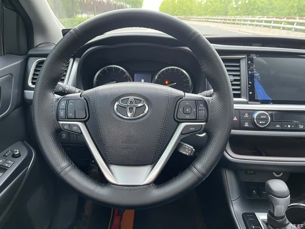 Toyota Highlander, 2016 3