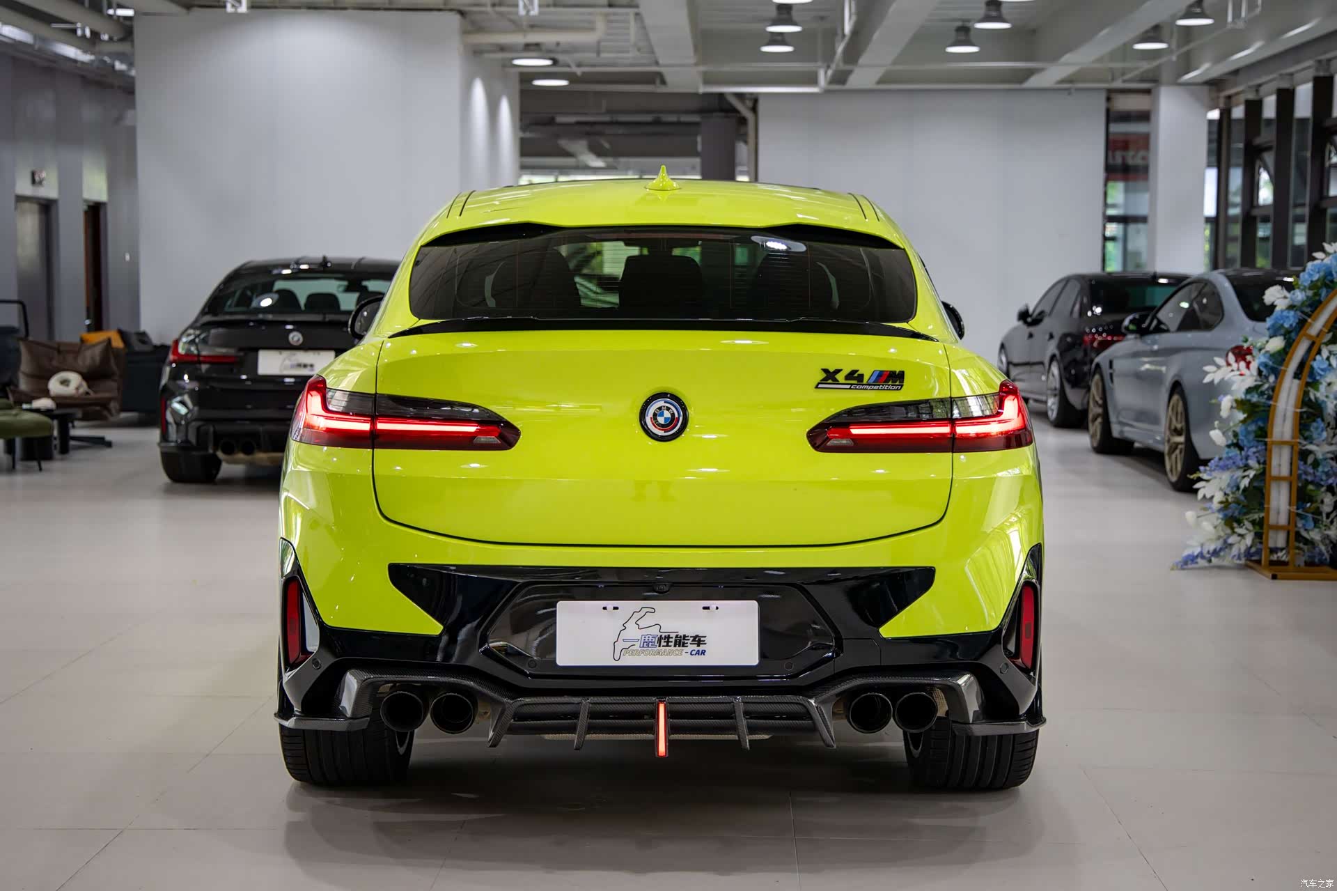 BMW X4, 2023 все фото