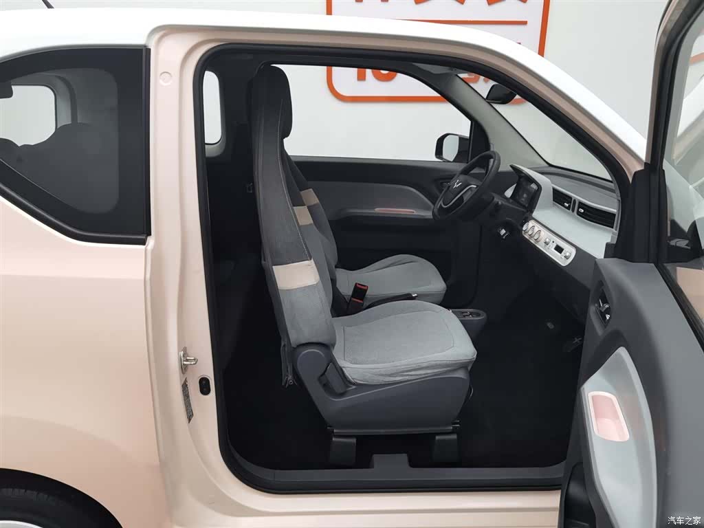 Wuling MINIEV, 2021 23