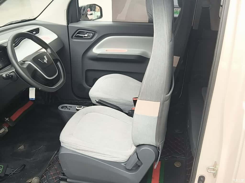 Wuling MINIEV, 2022 15