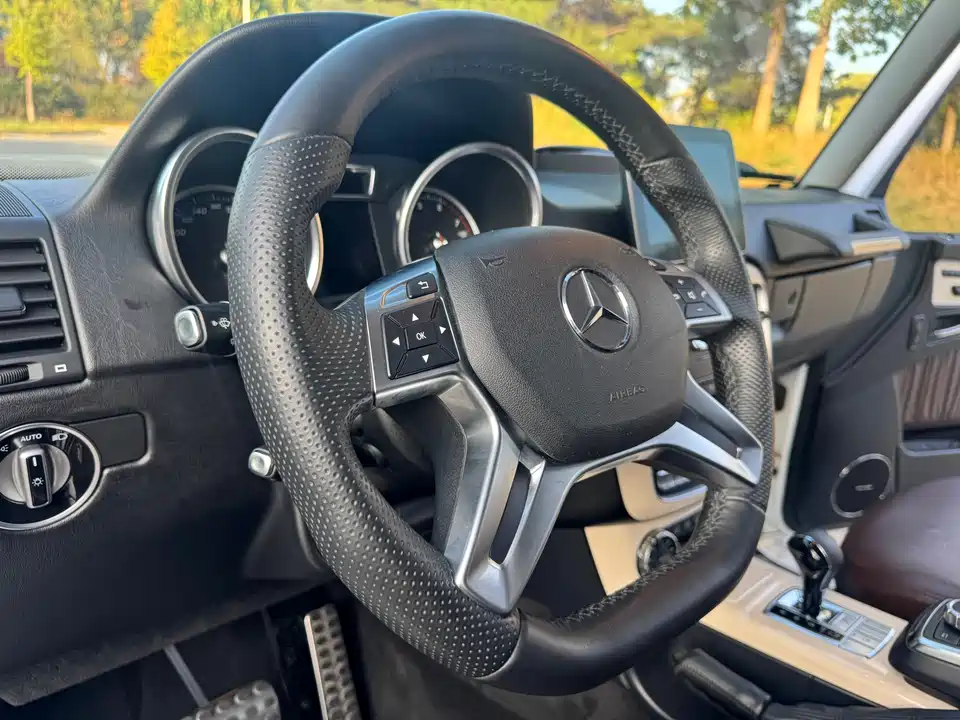 Mercedes-Benz G-class