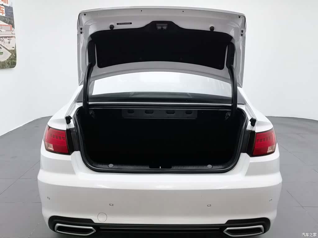 Geely Emgrand, 2018 16