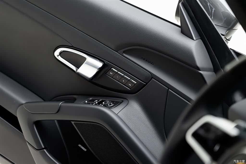 Porsche Cayman, 2022 9