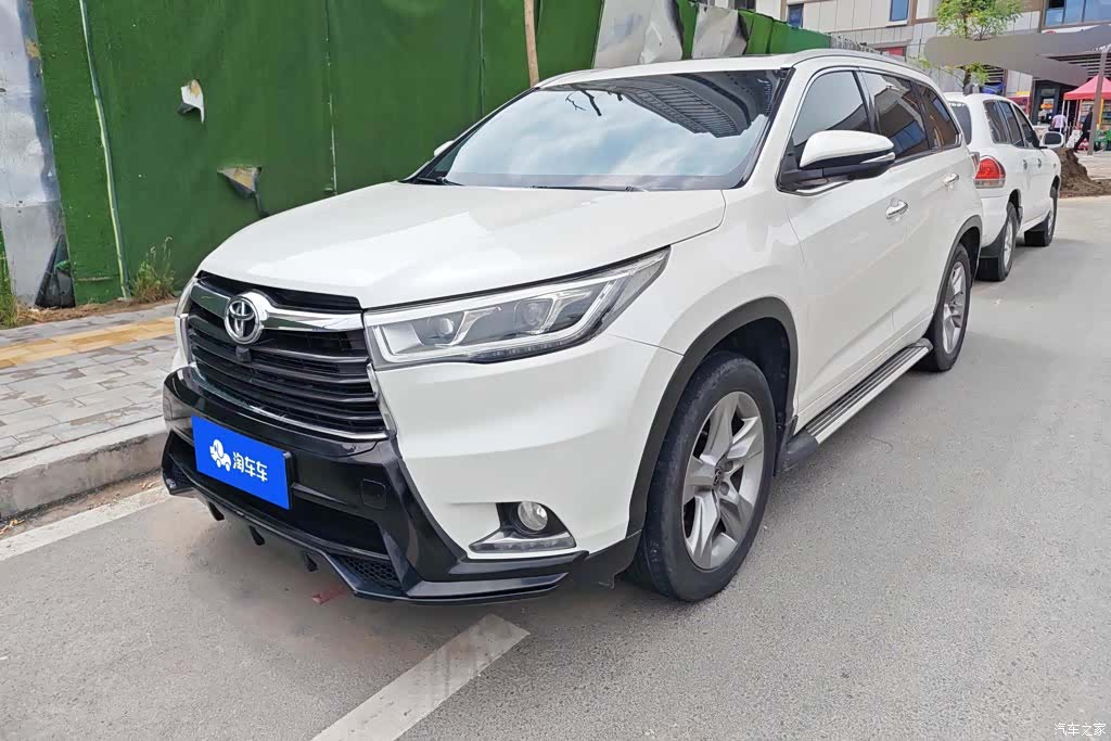 Toyota Highlander, 2015 1