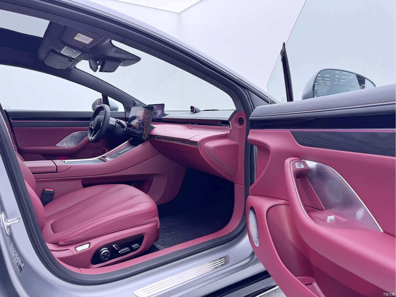 Luxeed S7, 2025 8