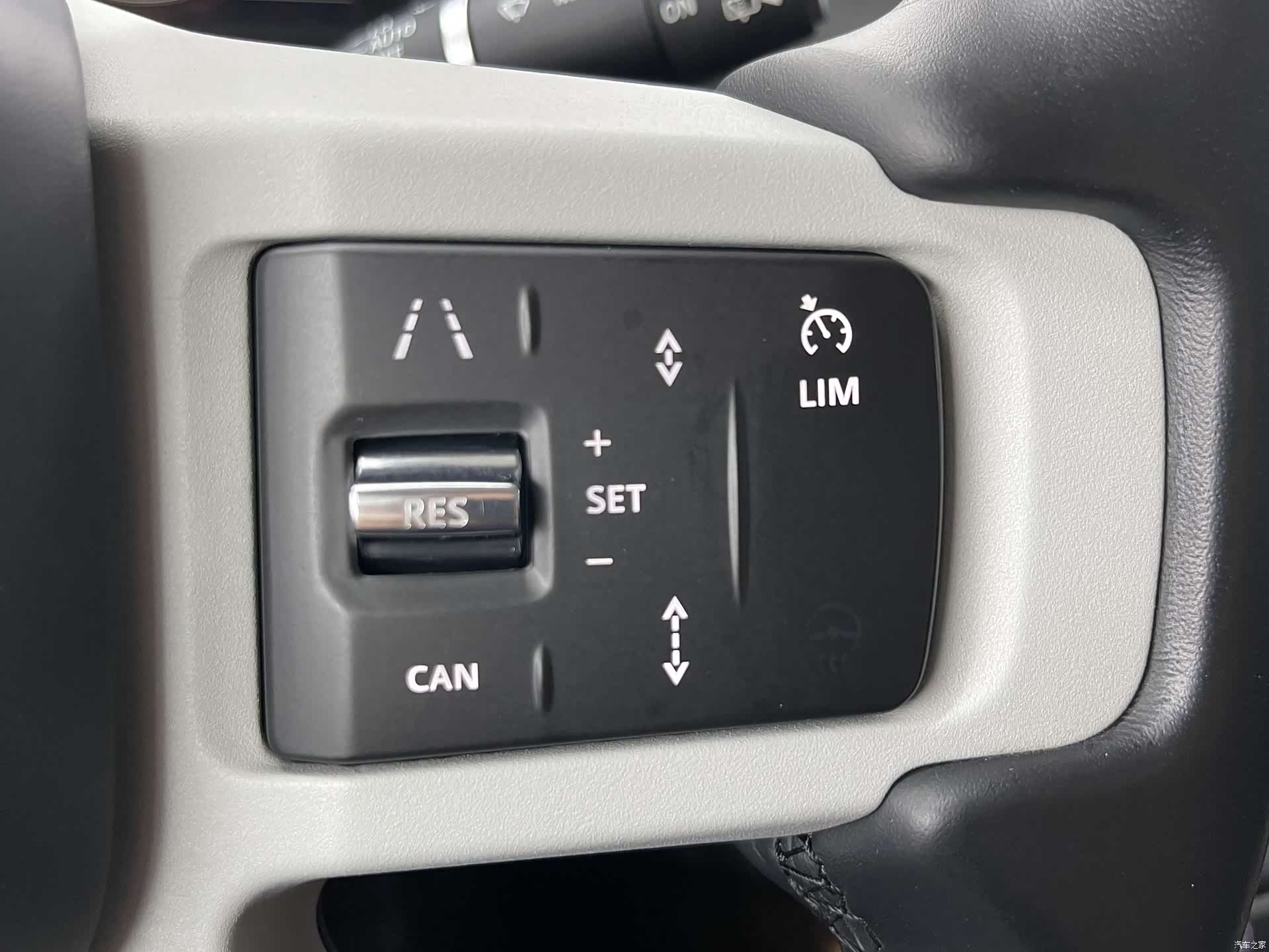 Land Rover Defender, 2022 все фото