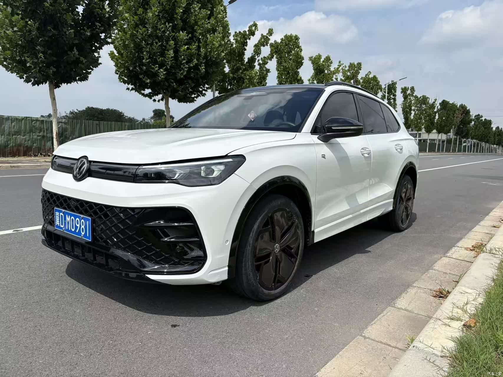 Volkswagen Tiguan L, 2024 3