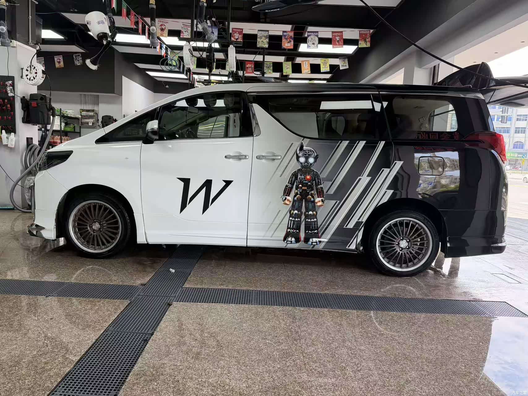 Toyota Alphard, 2015 7