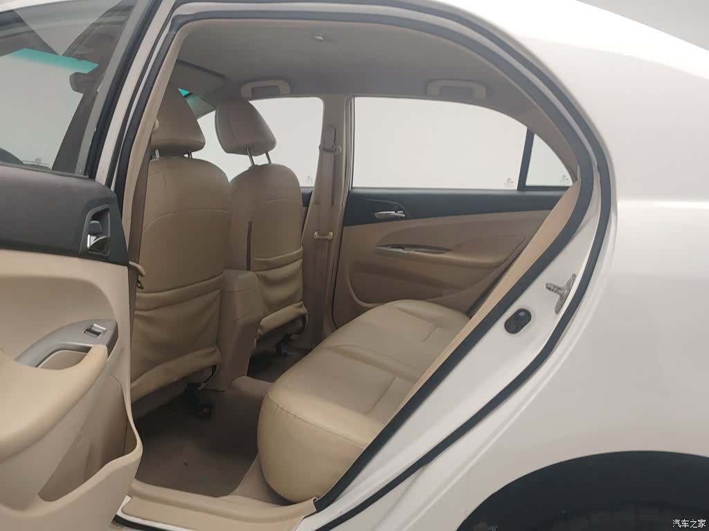 BYD F3, 2015 15