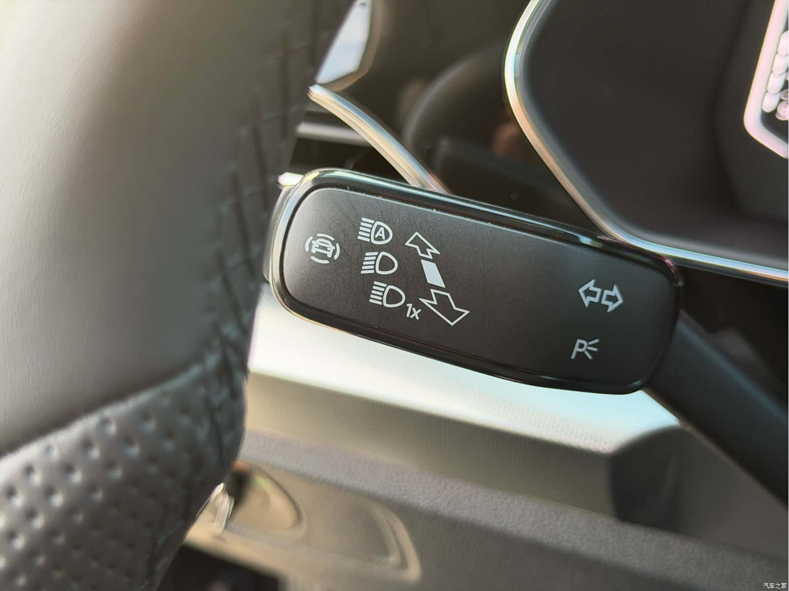 Volkswagen Passat, 2024 18