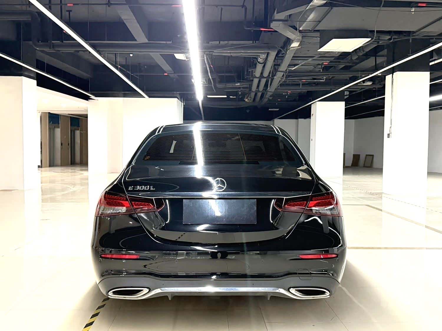 Mercedes-Benz E-Class, 2022 6