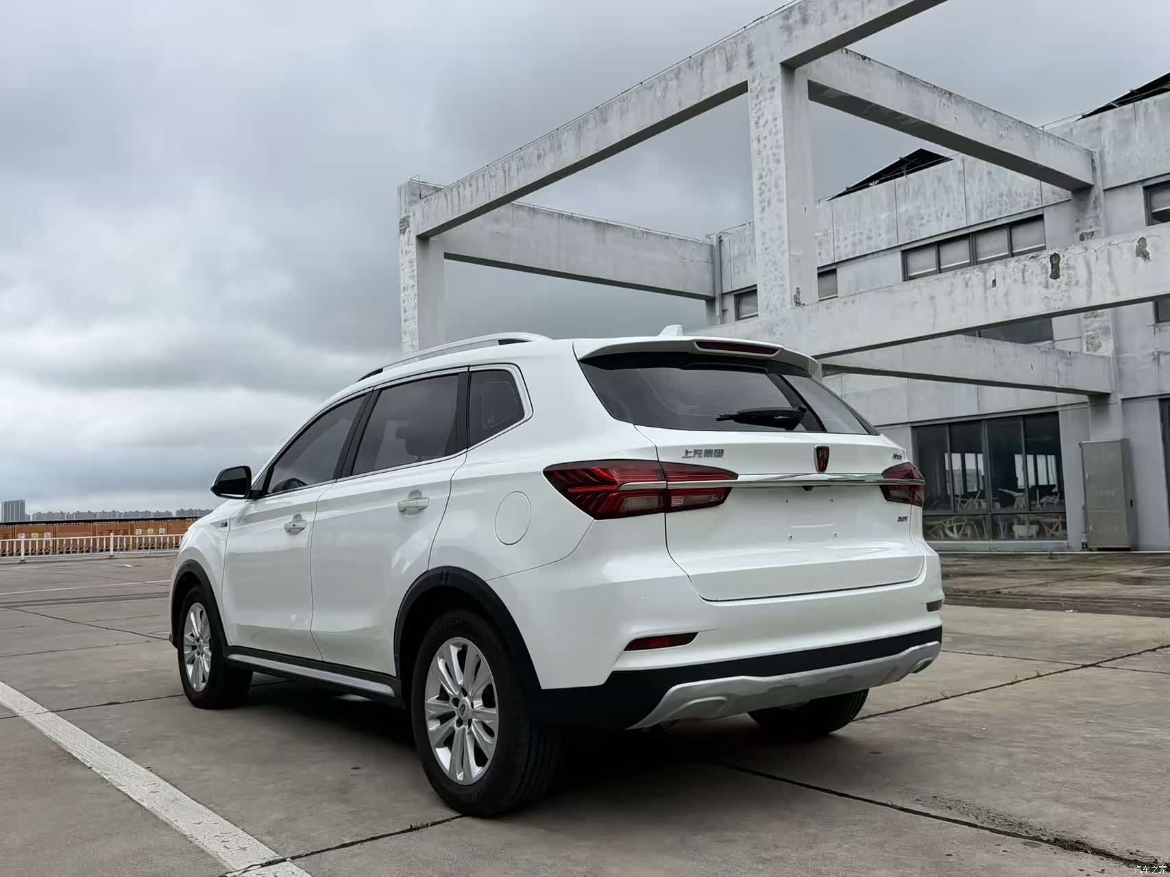 Roewe RX5, 2017 7
