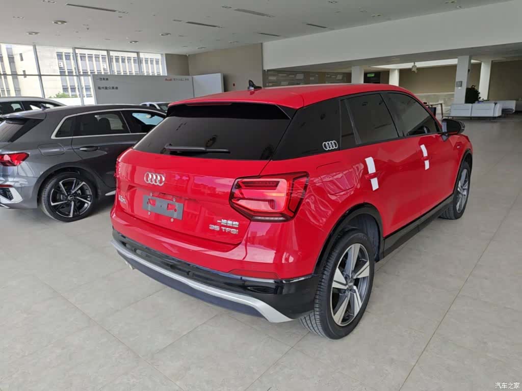 Audi Q2L, 2021 7